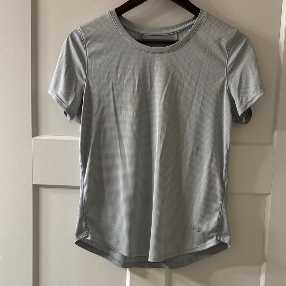 Under Armour Women's Light Gray Short Sleeve Tee